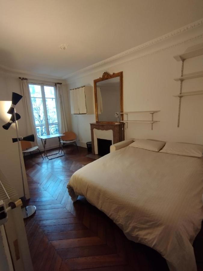 Chambre Spacieuse - Trocadero Paříž Exteriér fotografie